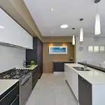 Belle Of Broadbeach