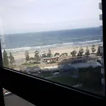 Surfers Paradise Ocean View Apartments