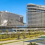 Broadbeach Travel Inn Apartments