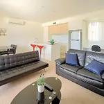 Emerald Lakes Retreat
