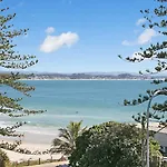 Rainbow End Unit 4 - Balcony With Ocean Views Overlooking Rainbow Bay Coolangatta