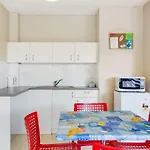 Browns At Broadbeach