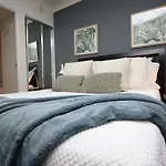 Peepsleep Chevron Towers