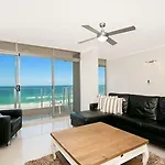Amira Penthouse Main Beach