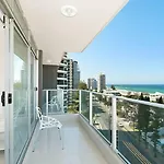 Amira Penthouse Main Beach