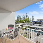 Kirra Palms Holiday Apartments