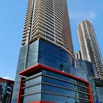 Southport Central Apartment