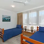 Carool Unit 6 - 2 Bedroom Ensuited Unit In The Heart Of Rainbow Bay