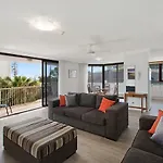 Carool Unit 6 - 2 Bedroom Ensuited Unit In The Heart Of Rainbow Bay