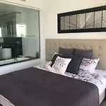 Luxury 3 Bedroom In Heart Of Broadbeach