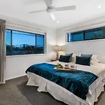 Luxury, Pets, Beach, Convention, Casino, Shopping, Privacy