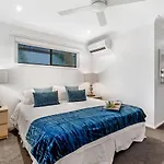Luxury, Pets, Beach, Convention, Casino, Shopping, Privacy