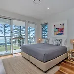 Bujerum Apartments On Burleigh