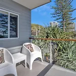 Bujerum Apartments On Burleigh