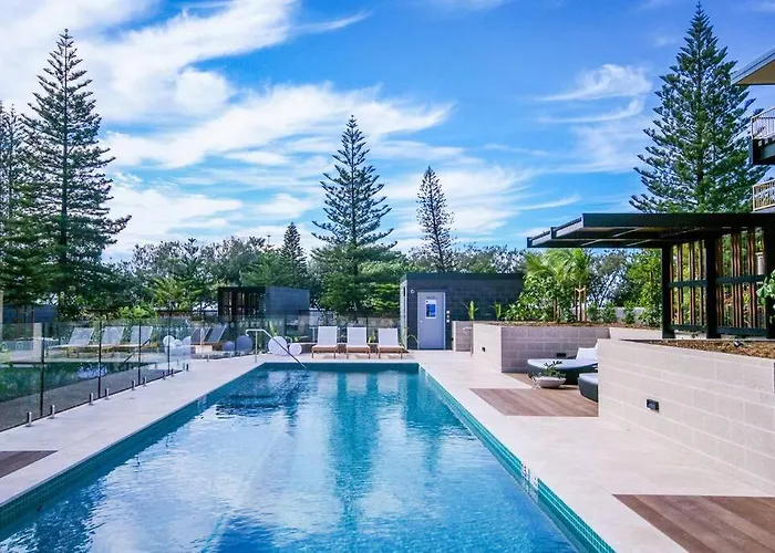 Boardwalk Burleigh Luxury Three Bedroom Apartment