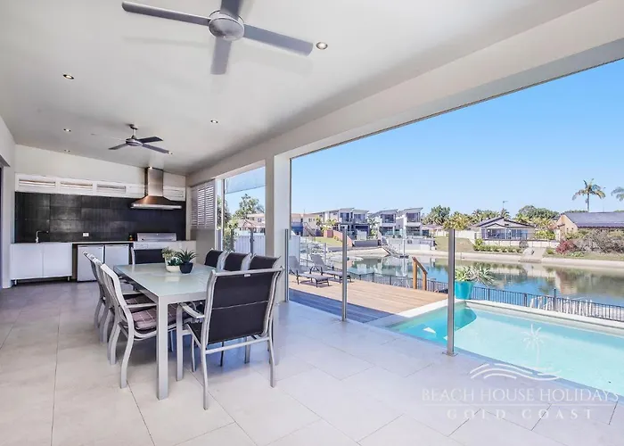 Waterfront Belle Beach House