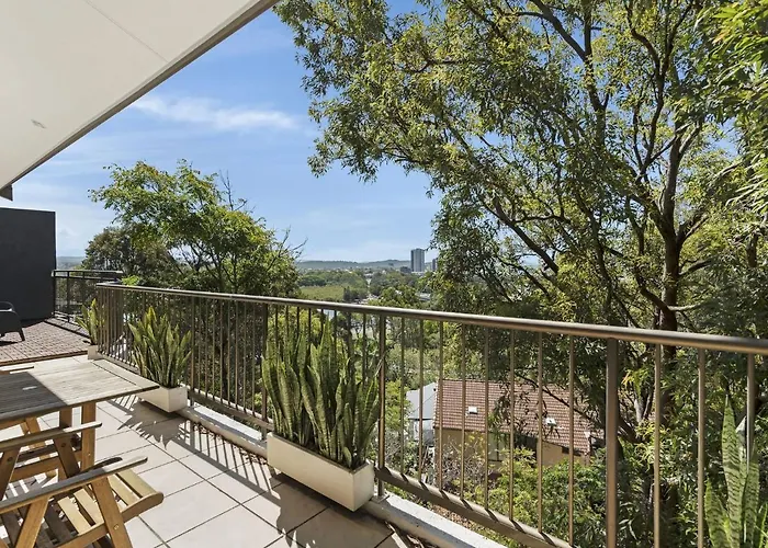 8-24 Panorama Drive