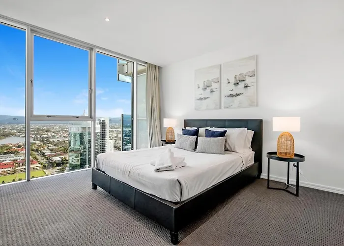 H\'Residences - 2 & 3 Bedroom Ocean View In The Heart Of Surfers Paradise!