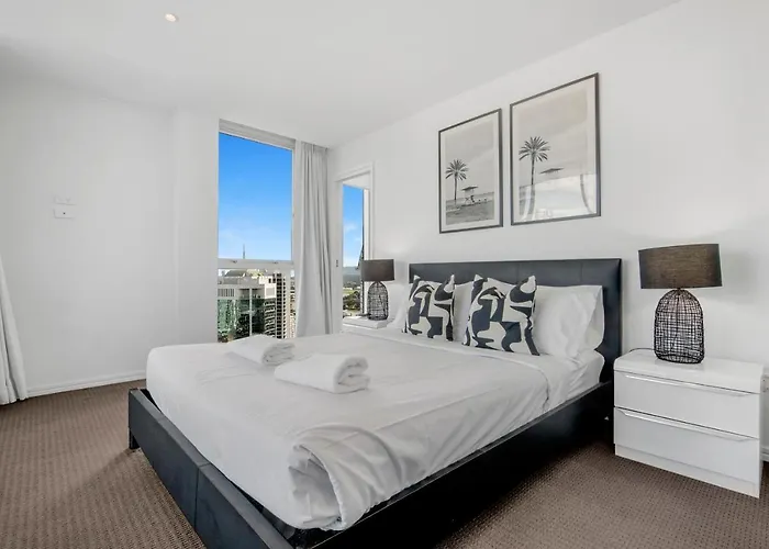 H\'Residence Surfers Paradise Mid Week Madness Deal - Q Stay