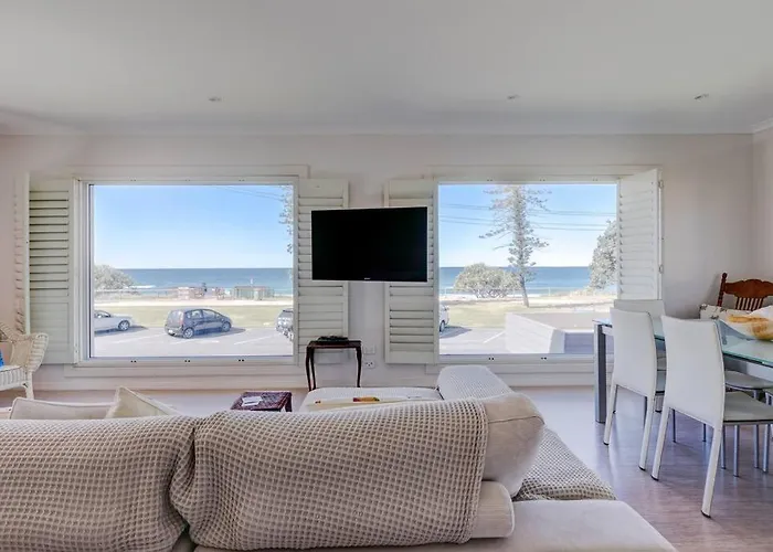 Beachfront Miami 2 Bdr Easy Living Views Views!!!!