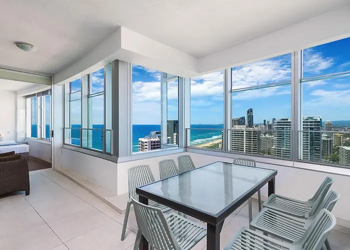 Beachside Surfers Q1 Three Bedroom Apartment