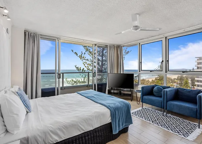 Unbeatable View - Charming Chateau Beachside Resort