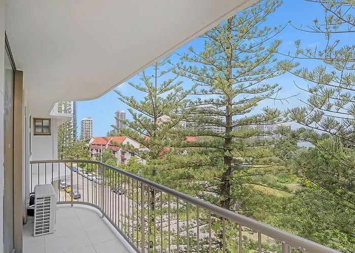 Bright 2B2B W/Spectacular Main River Views