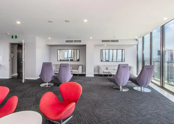 Premium Oceanfront Unit At Rhapsody Surfers Paradise