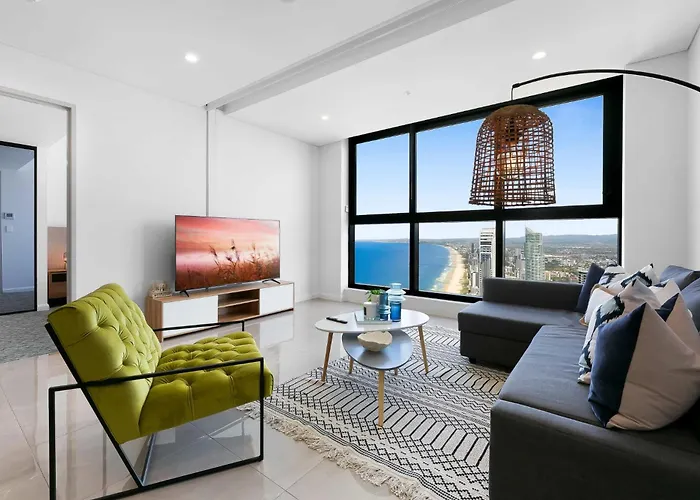 Oceanfront 3-Bed With Stunning Views, Pool & Sauna