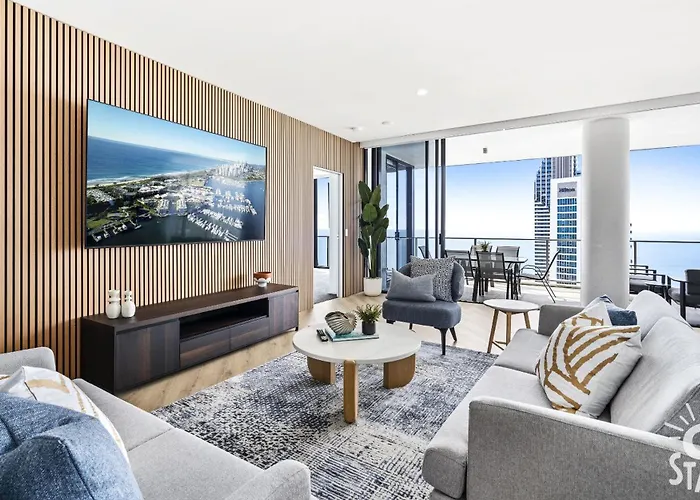 Private Apartments At Circle On Cavill - Q Stay