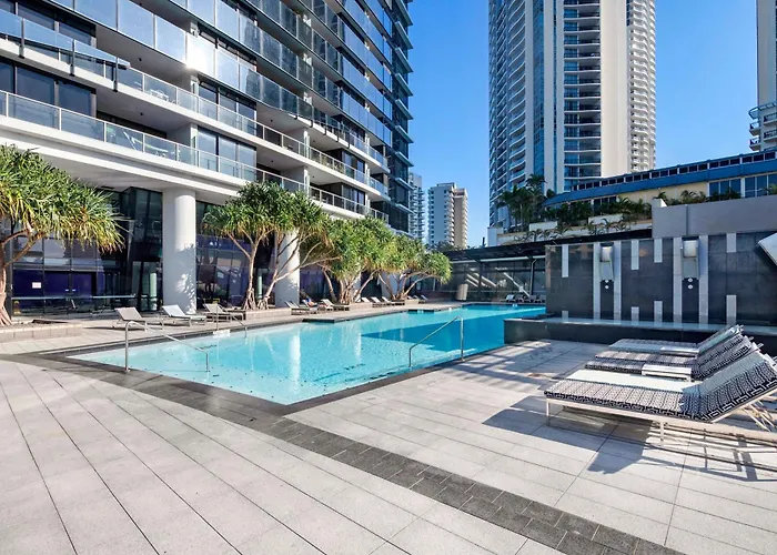 Circle On Cavill - One Bedroom Apartments - Self Contained & Privately Managed