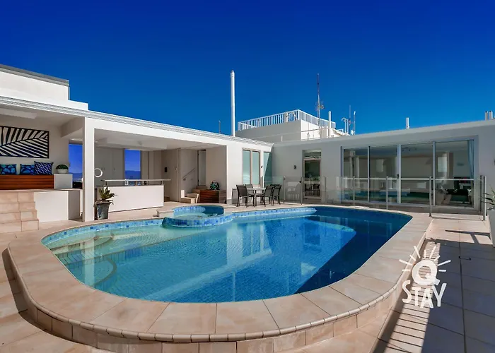 3 Bedroom Penthouse With Private Pool - Q Stay