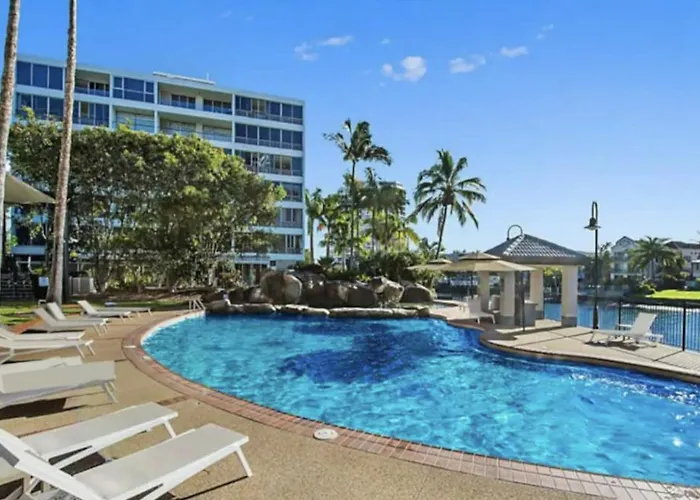 Paradise Island Resort & Gardens - Gold Coast Surfers Paradise