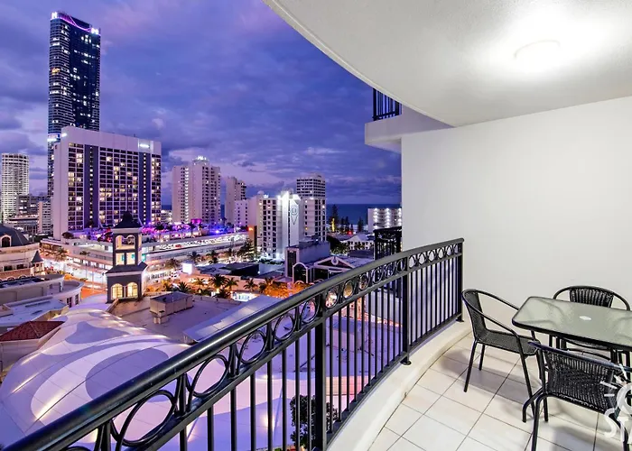 Chevron Renaissance Surfers Paradise Mid Week Madness Deal - Q Stay