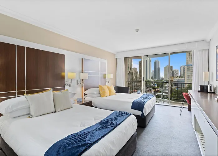 Cosy Studio With Ocean Views & Rooftop Jacuzzis