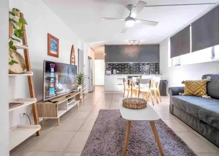 North Burleigh Miami Ocean Escape