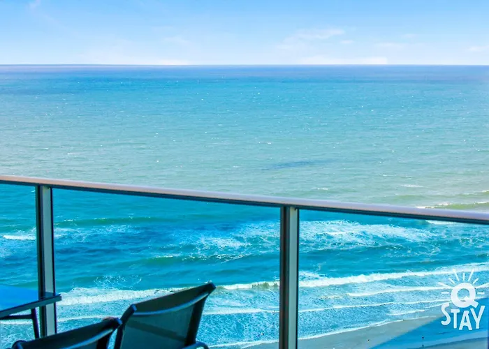 3 Bedroom Ocean Views On Level 29 At The H\'Residences - Q Stay