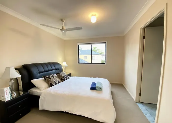 Cosy Room In Southport, Short Walk To Tram Stop