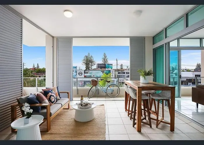 Mermaid Beach Luxury Penthouse