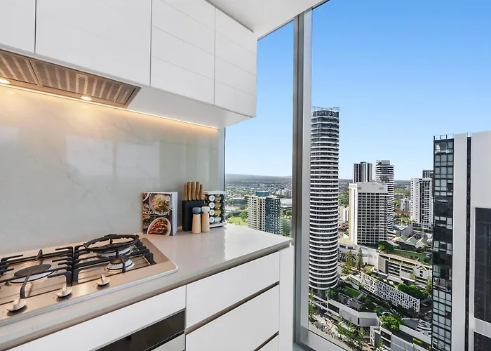 Ocean Pearl - Central Broadbeach