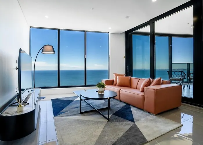 Cassa Beachfront - Breathtaking Oceanview Apartment