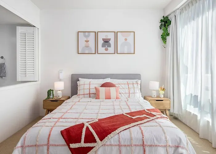 Stunning Unit-Perfect Location