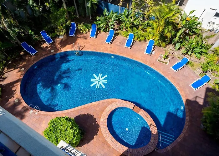 Surfers Central Escape - 450M To The Beach