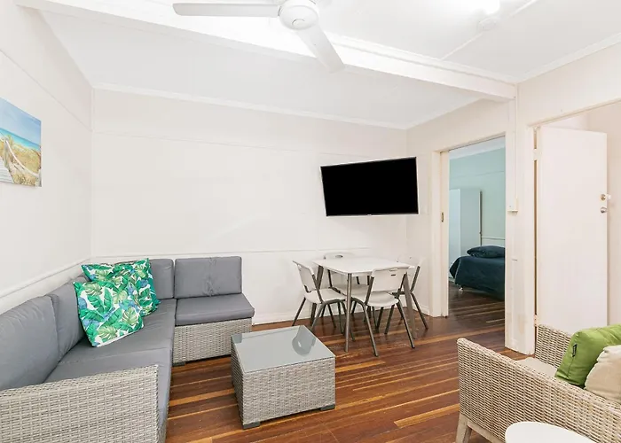 Tondio Terrace Flat 5 - Pet Friendly