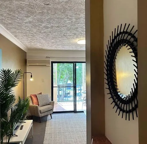 Stylish Beachside 1Br Apartment