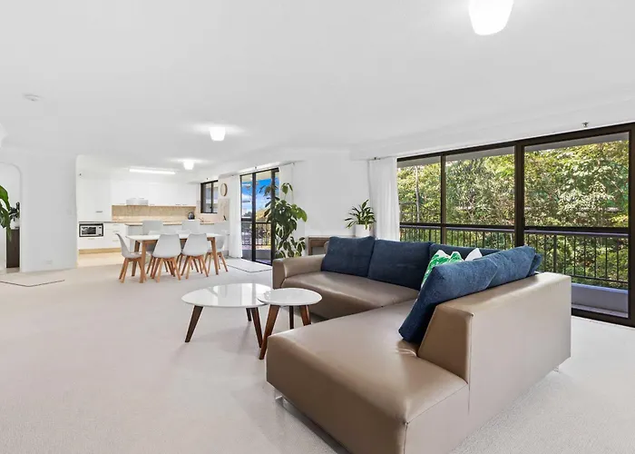 Tranquil 2 Bedroom On Burleigh Headland