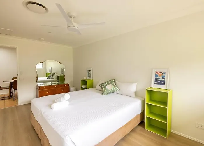 Spacious 3-Br Home In The Heart Of The Gold Coast