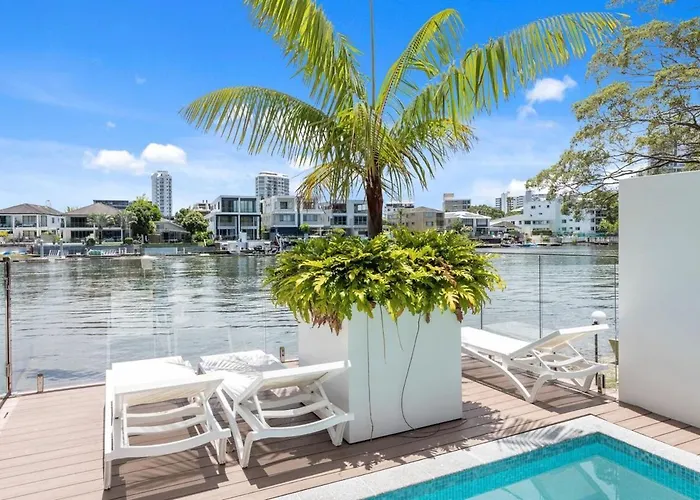 Waterfront Escape At Essentia
