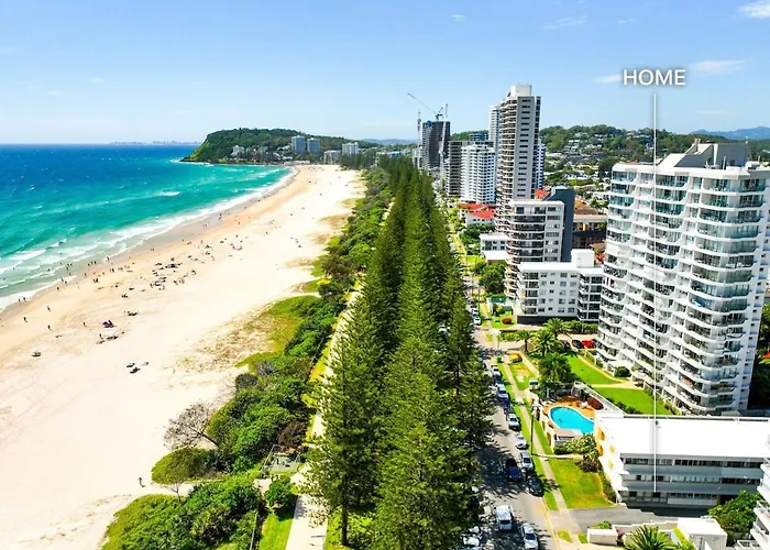 Beachfront Burleigh Getaway!
