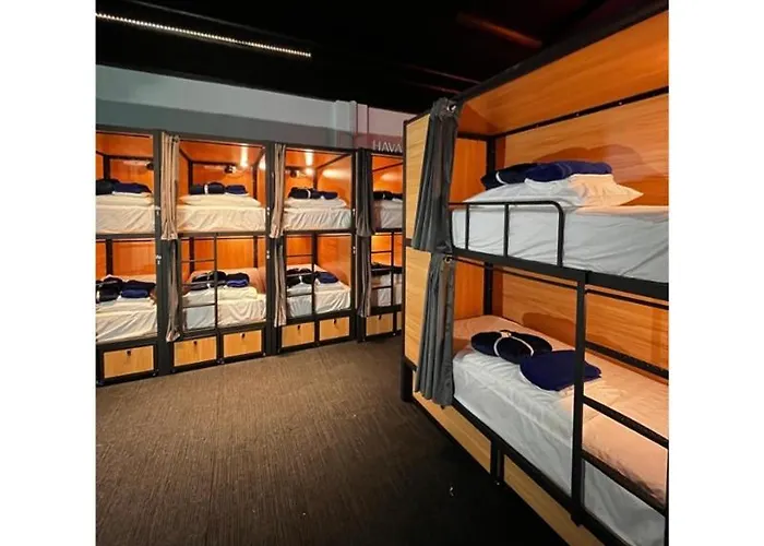 Capsuleaccom Hostel